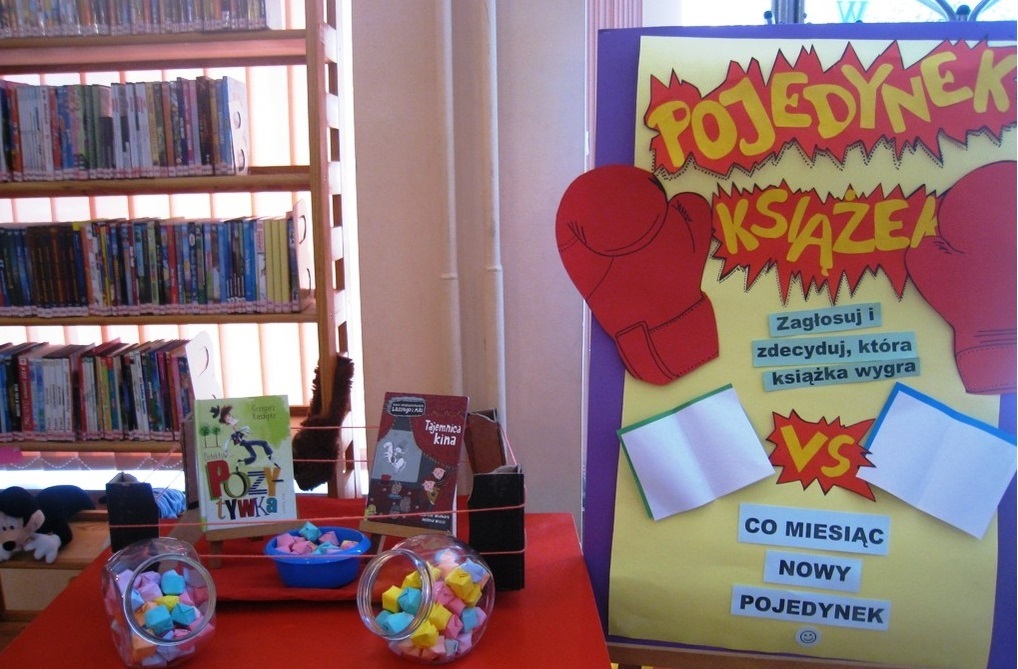 Pojedynek książek w Oddziale dla Dzieci i Młodzieży WiMBP w Rzeszowie